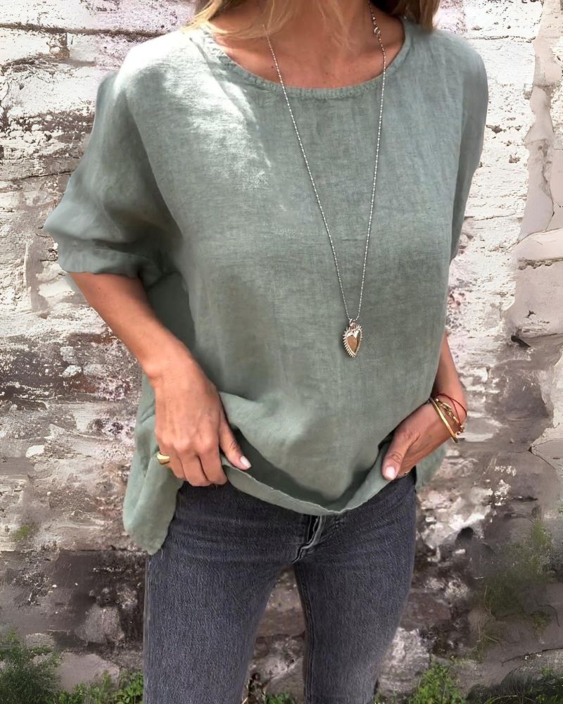 Julia™ | Essential T-Shirt