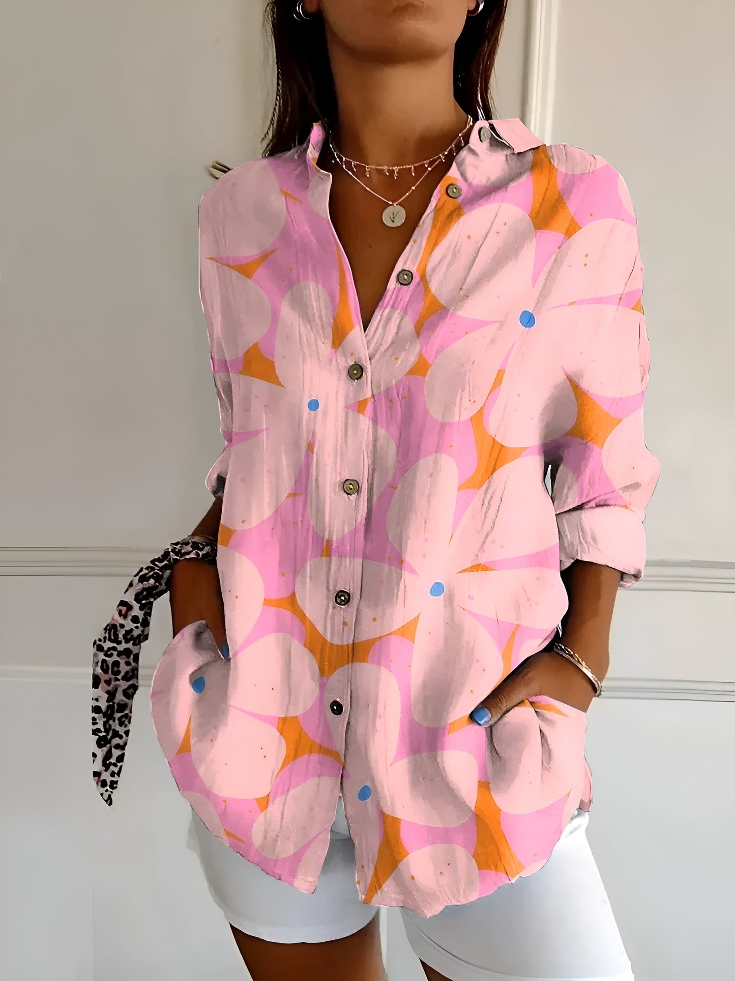 Malou™ | Bloemenblouse met Knopen